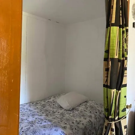 Cbu 104 Apartment Enchastrayes